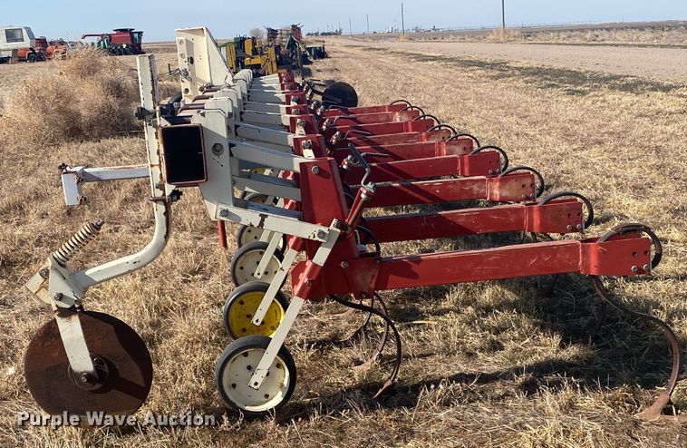 image for item DL1280 Tebben  row crop cultivator