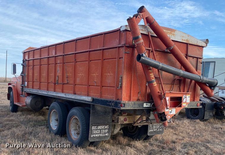 image for item DL1284 1973 GMC 6500  grain truck
