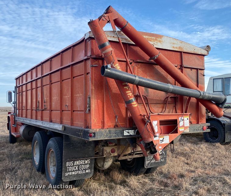 image for item DL1284 1973 GMC 6500  grain truck