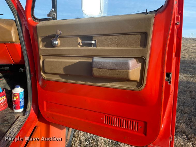 image for item DL1284 1973 GMC 6500  grain truck