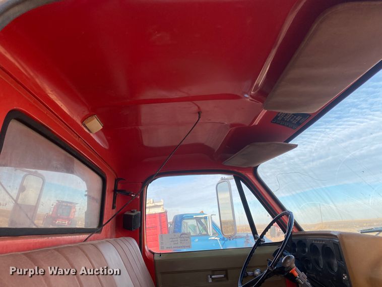 image for item DL1284 1973 GMC 6500  grain truck