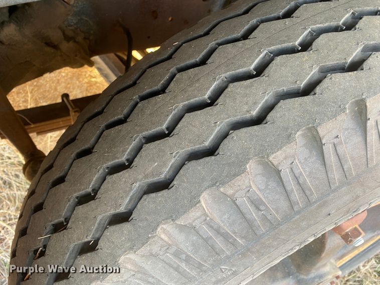 image for item DL1284 1973 GMC 6500  grain truck