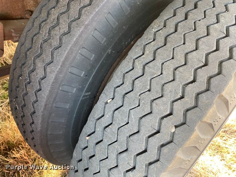 image for item DL1284 1973 GMC 6500  grain truck