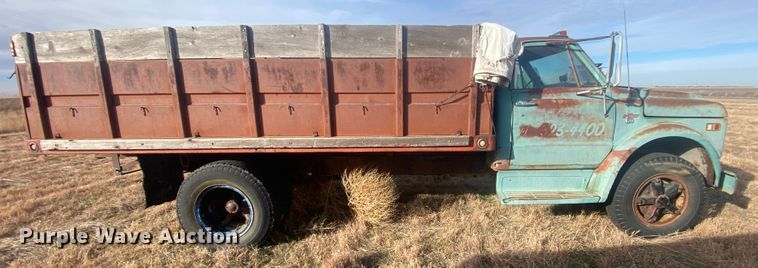 image for item DL1285 1968 Chevrolet 60  grain truck
