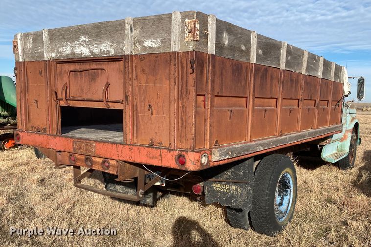 image for item DL1285 1968 Chevrolet 60  grain truck