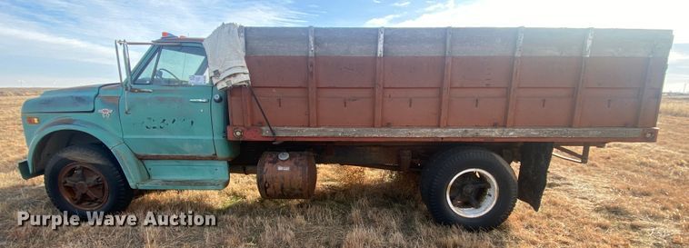 image for item DL1285 1968 Chevrolet 60  grain truck