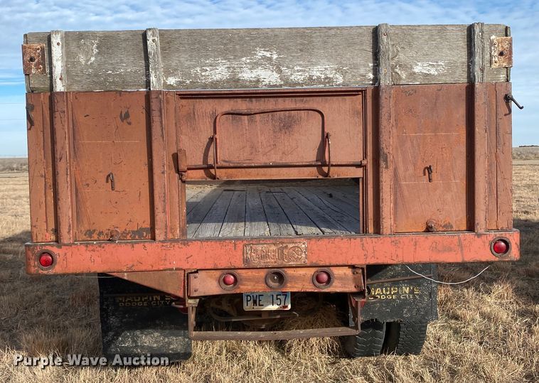 image for item DL1285 1968 Chevrolet 60  grain truck