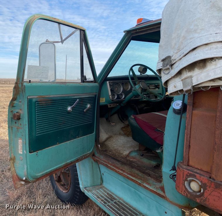 image for item DL1285 1968 Chevrolet 60  grain truck