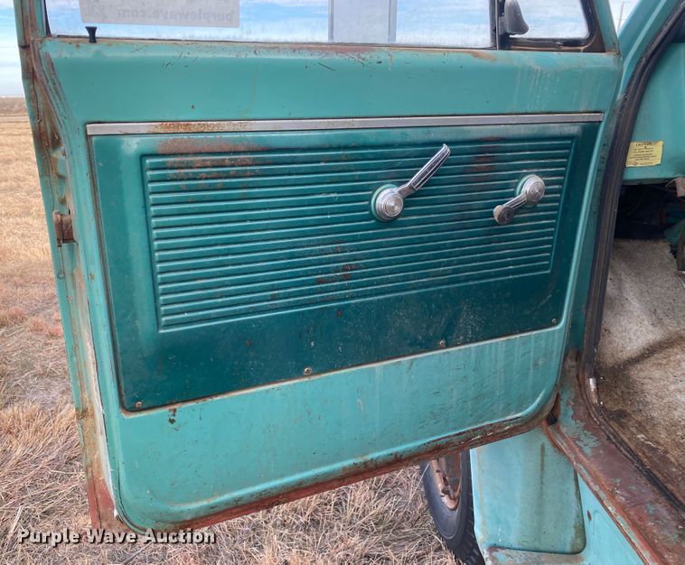 image for item DL1285 1968 Chevrolet 60  grain truck