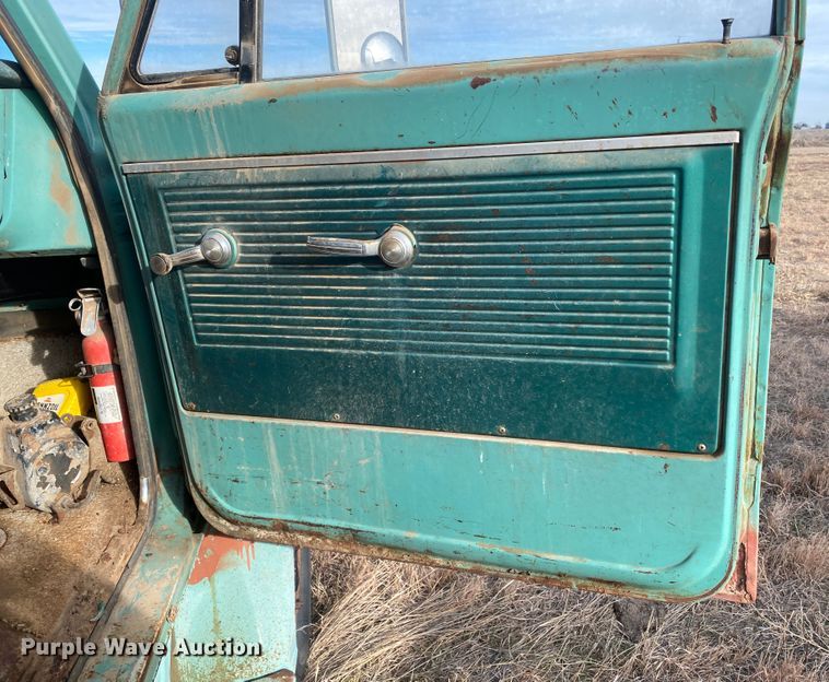 image for item DL1285 1968 Chevrolet 60  grain truck