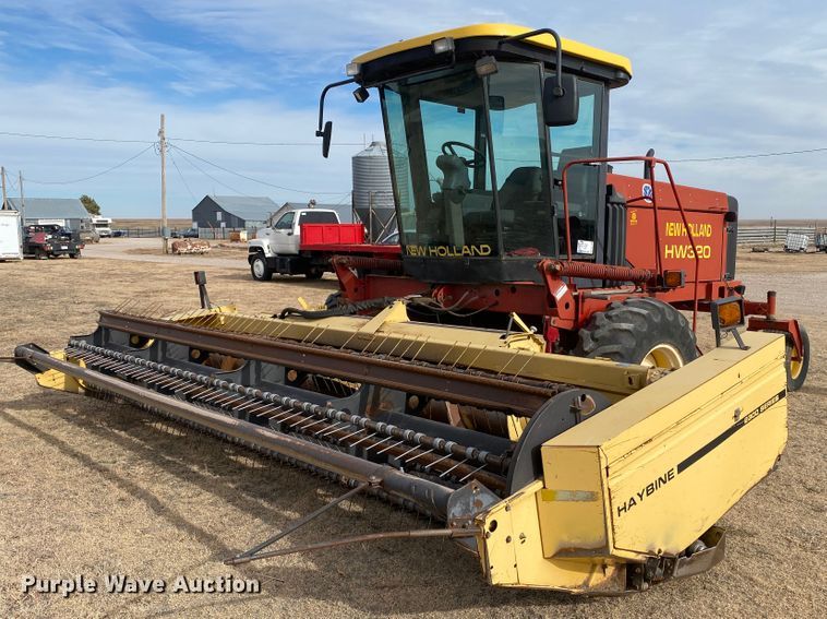 image for item DL1286 2001 New Holland HW320  windrower