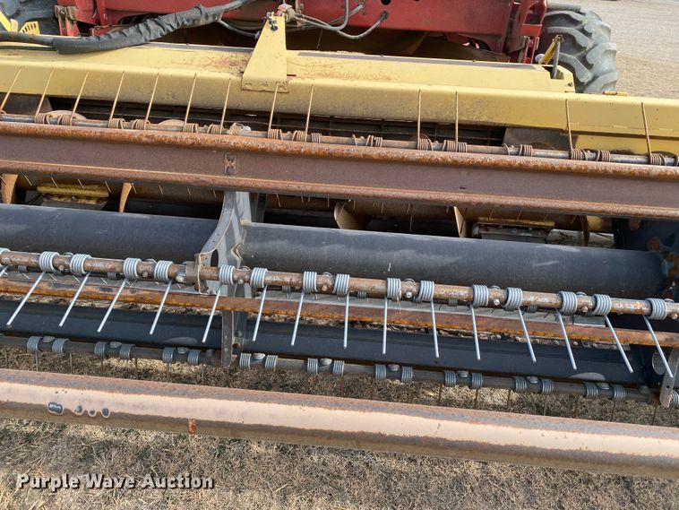 image for item DL1286 2001 New Holland HW320  windrower