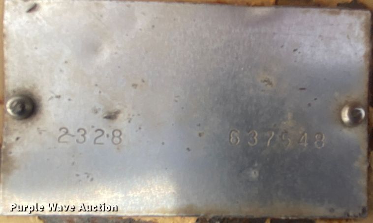 image for item DL1286 2001 New Holland HW320  windrower