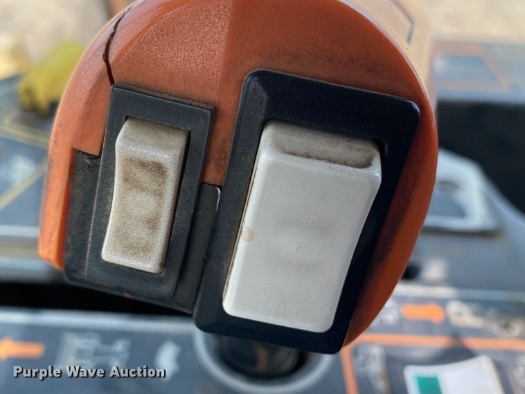 image for item DL1286 2001 New Holland HW320  windrower