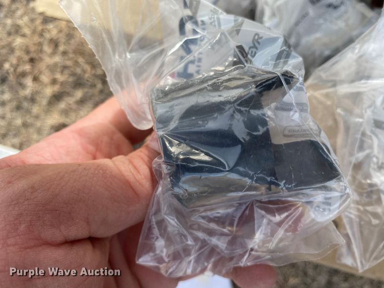 image for item DL1286 2001 New Holland HW320  windrower