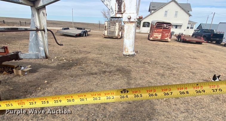 image for item DL1286 2001 New Holland HW320  windrower