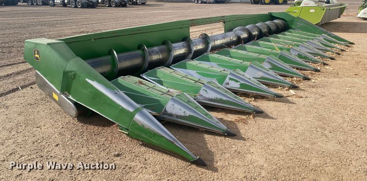 image for item DL1292 John Deere 853A  all-crop head