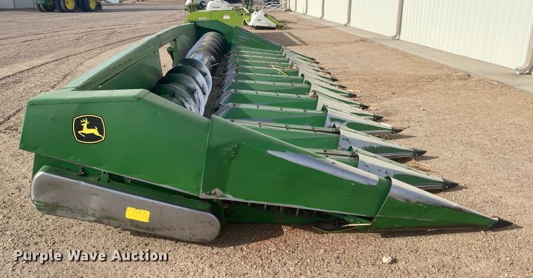 image for item DL1292 John Deere 853A  all-crop head