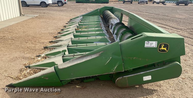image for item DL1292 John Deere 853A  all-crop head