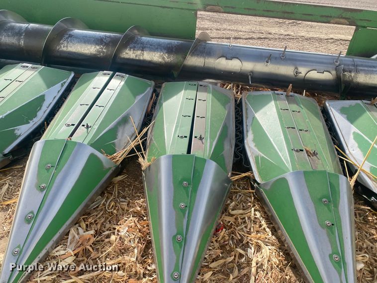 image for item DL1292 John Deere 853A  all-crop head