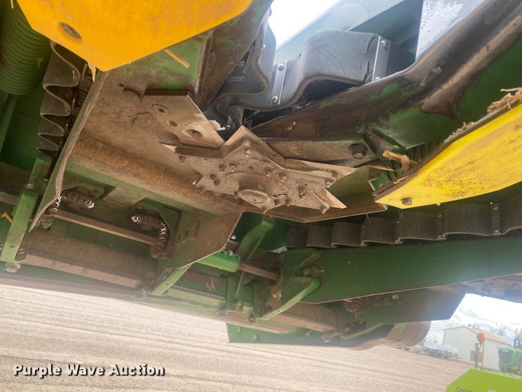 image for item DL1292 John Deere 853A  all-crop head