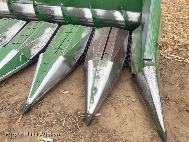 image for item DL1293 John Deere 653A  all-crop head