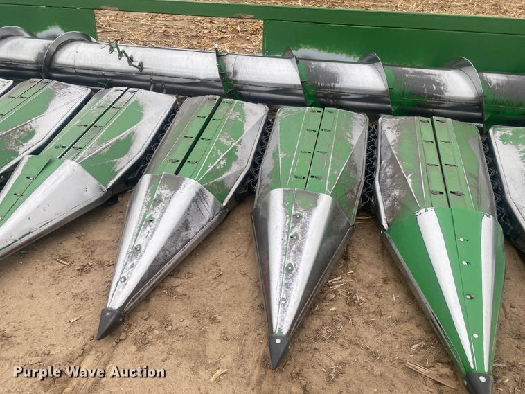 image for item DL1293 John Deere 653A  all-crop head