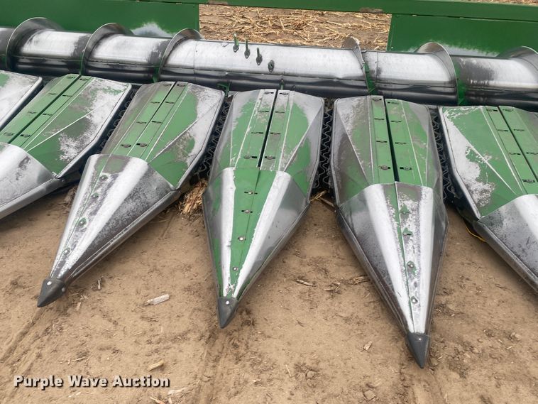 image for item DL1293 John Deere 653A  all-crop head