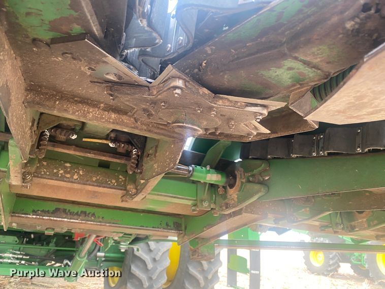 image for item DL1293 John Deere 653A  all-crop head