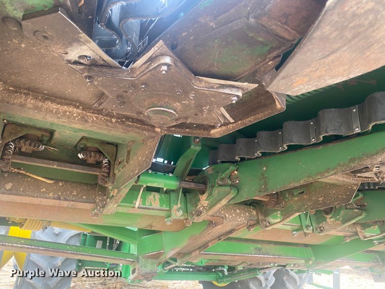 image for item DL1293 John Deere 653A  all-crop head
