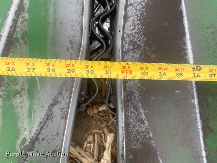 image for item DL1293 John Deere 653A  all-crop head