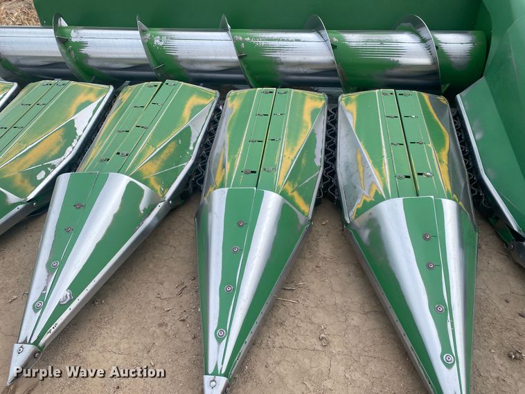 image for item DL1294 John Deere 253  all-crop head