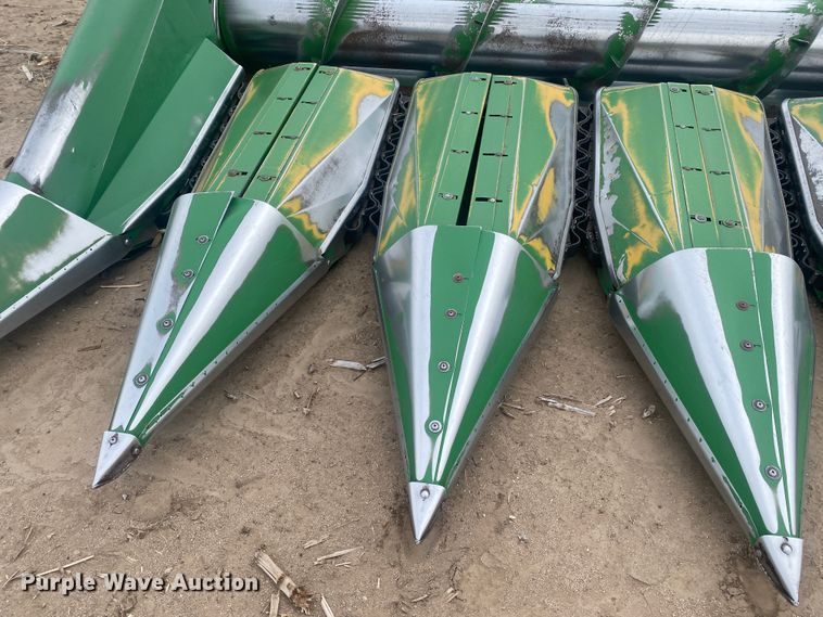 image for item DL1294 John Deere 253  all-crop head