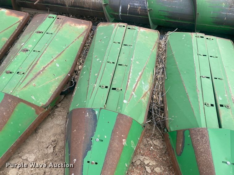 image for item DL1297 John Deere 853A  all-crop head