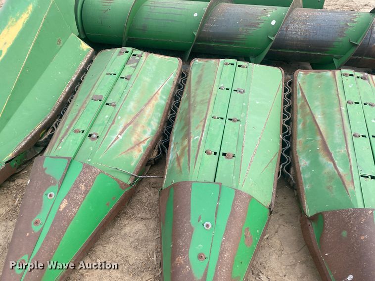 image for item DL1297 John Deere 853A  all-crop head