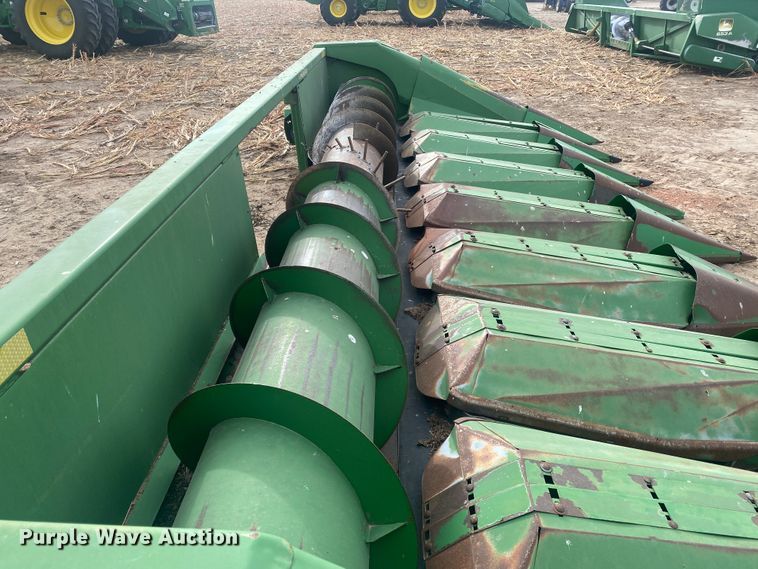 image for item DL1297 John Deere 853A  all-crop head