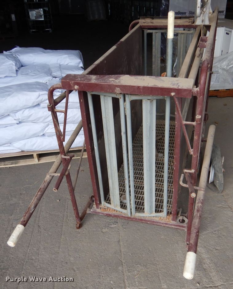 image for item DL1298 WW Livestock Systems  livestock scale