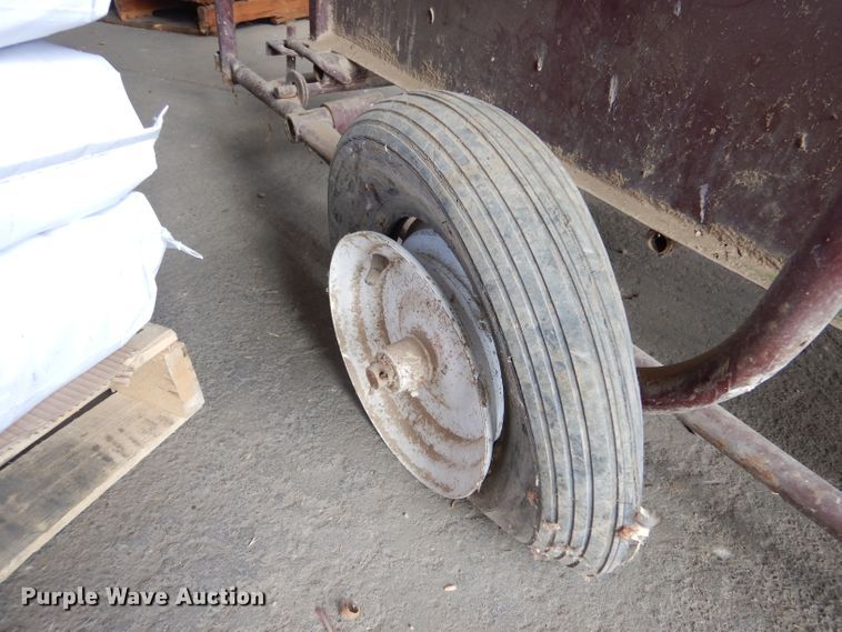 image for item DL1298 WW Livestock Systems  livestock scale