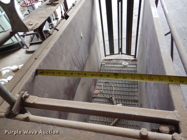 image for item DL1298 WW Livestock Systems  livestock scale