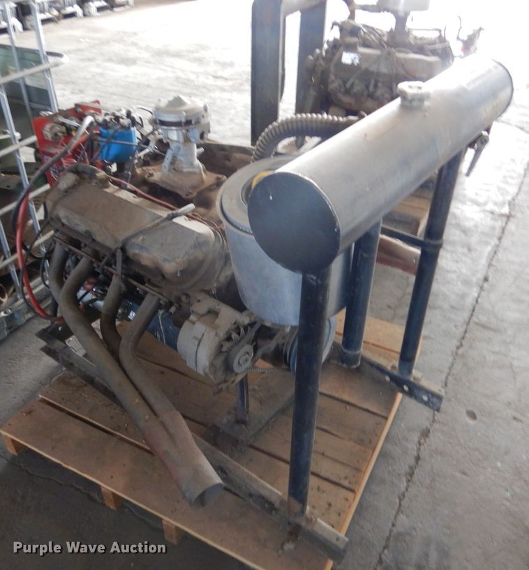 image for item DL1300 General Motors  454 engine
