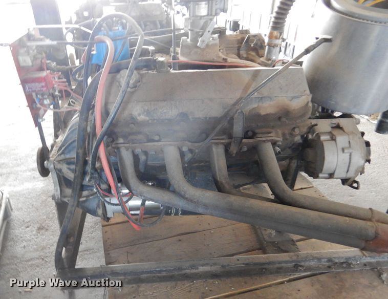 image for item DL1300 General Motors  454 engine