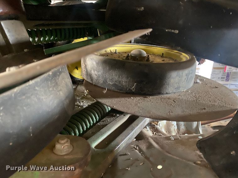 image for item DL1302 Planter row units