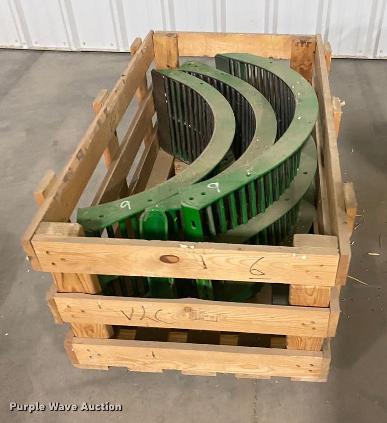 image for item DL1306 John Deere  concaves