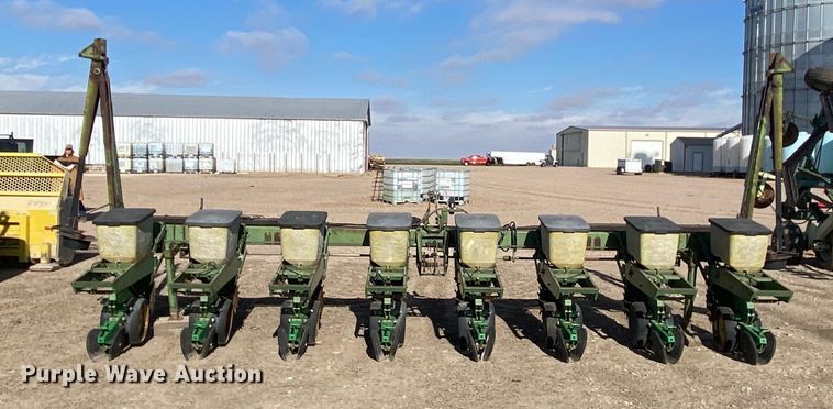 image for item DL1308 John Deere P7100  planter
