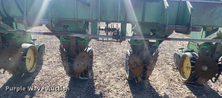 image for item DL1308 John Deere P7100  planter