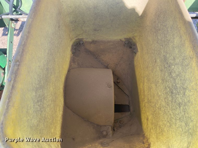 image for item DL1308 John Deere P7100  planter