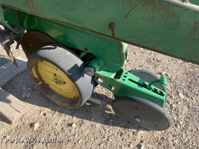 image for item DL1308 John Deere P7100  planter