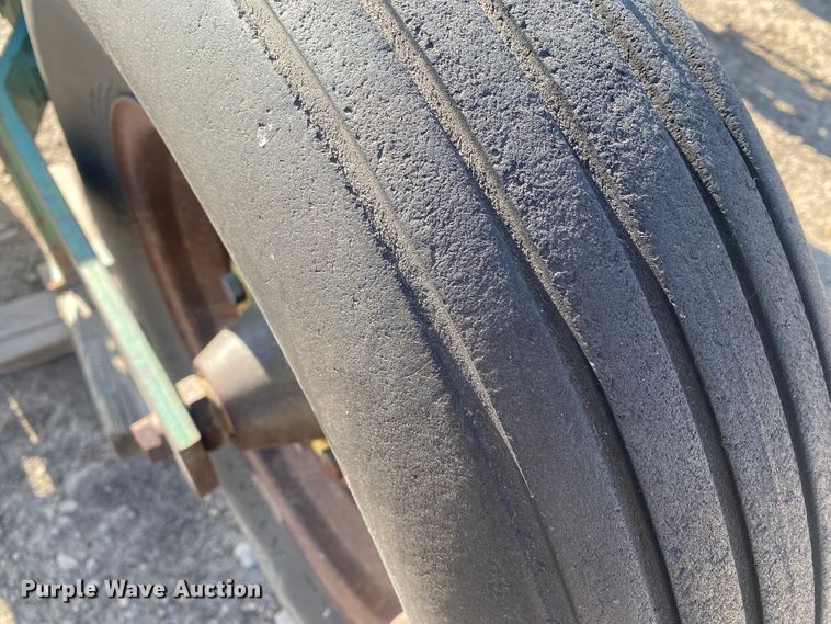 image for item DL1308 John Deere P7100  planter