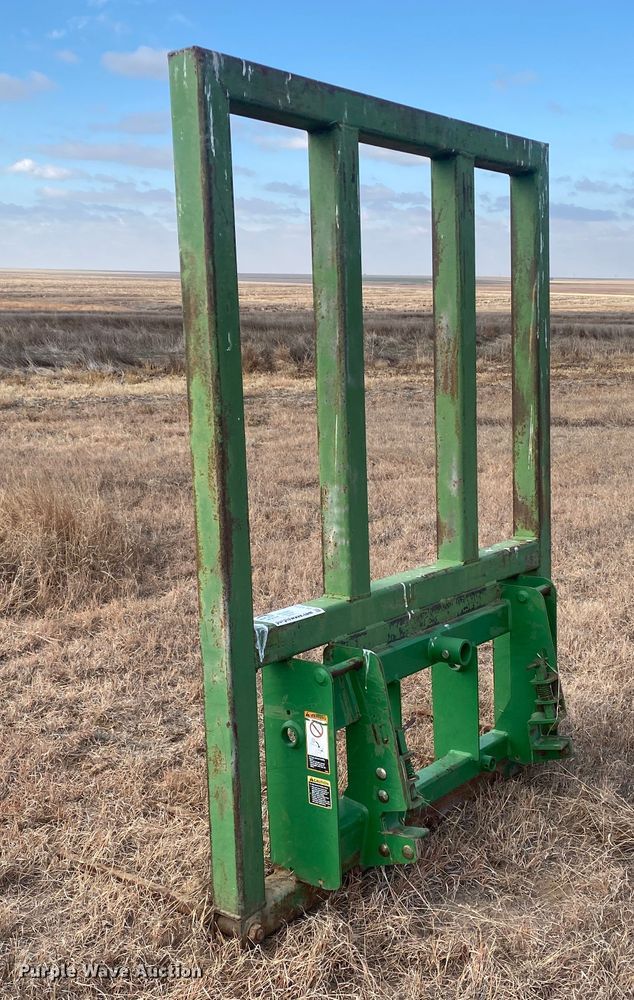 image for item DL1311 34"L bale spear