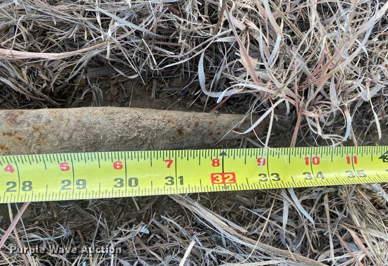 image for item DL1311 34"L bale spear